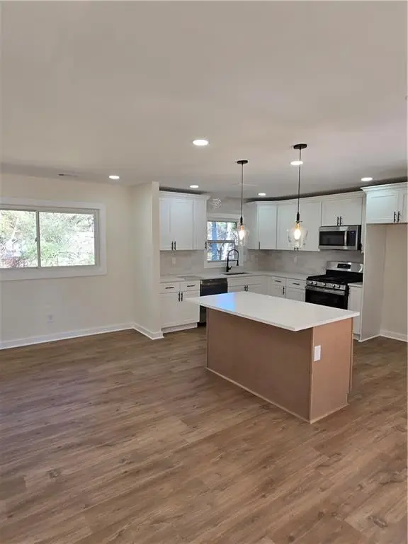 332 W Downing Court, Jonesboro, GA 30238 - Image #2