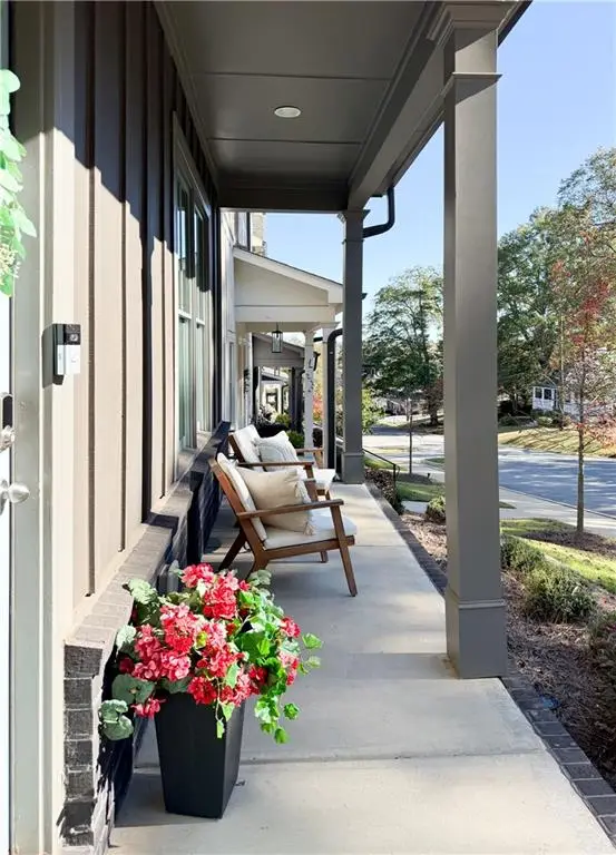 5736 Main Street, Flowery Branch, GA 30542 - Image #3