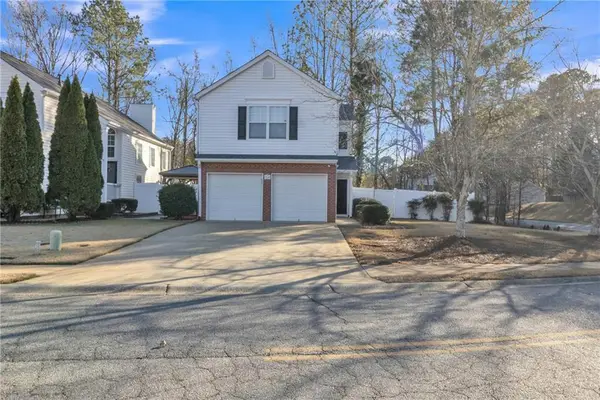 1050 Daventry Crossing, Woodstock, GA 30188