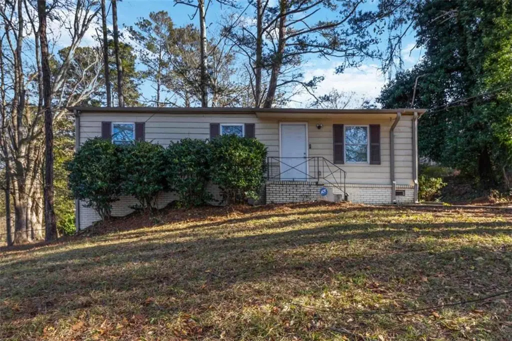 2361 Swallow Circle Se, Atlanta, GA 30315 - Image #1