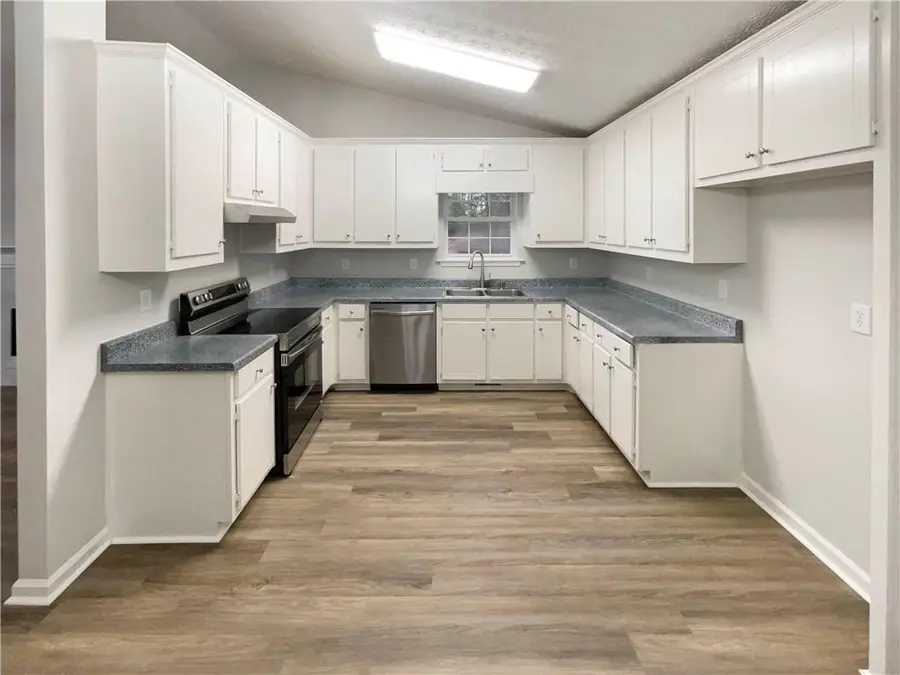 3986 Pinedale Lane, Gainesville, GA 30507 - Image #2