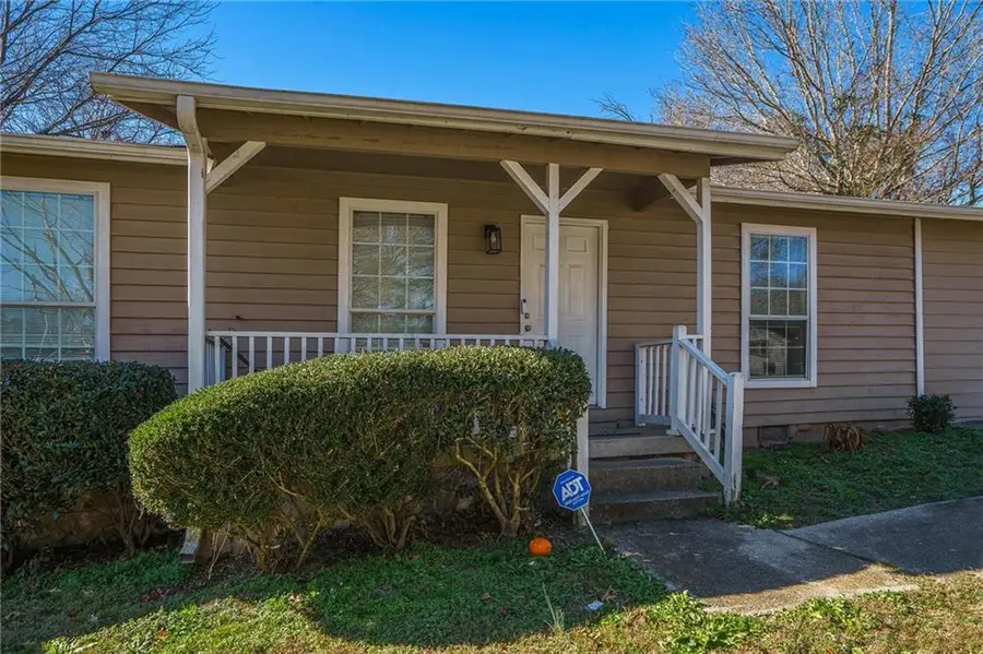 1696 Almand Creek Drive Sw, Conyers, GA 30094 - Image #3