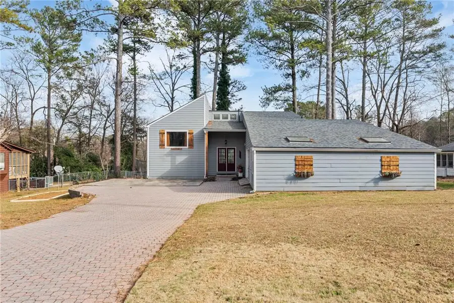 4047 Meadow Way, Marietta, GA 30066 - Image #2