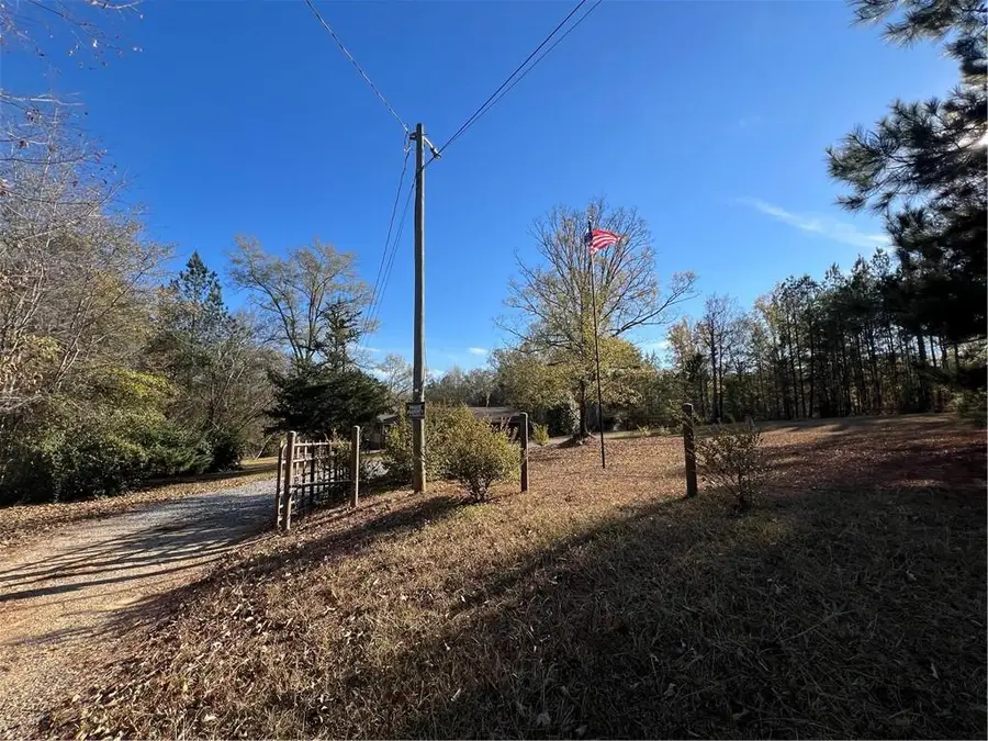 131 Twin Bridges Road, Eatonton, GA 31024 - Image #2