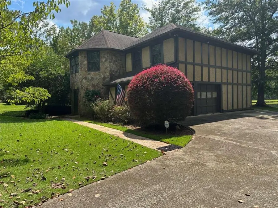 2145 Hampton Trail, Conyers, GA 30013 - Image #2