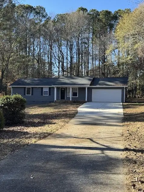 65 Fair Oaks Drive Se, Conyers, GA 30094 - Image #2