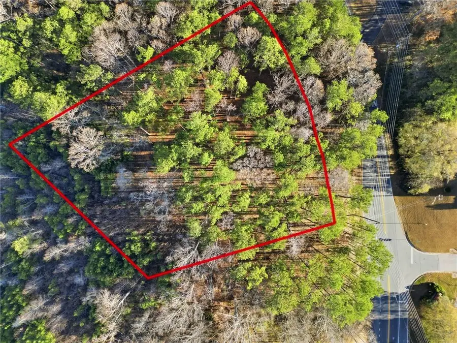 428 Cedarcrest Road, Dallas, GA 30132 - Image #2