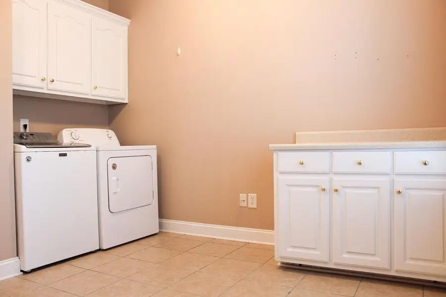 401 Myrtle Court, Loganville, GA 30052 - #3