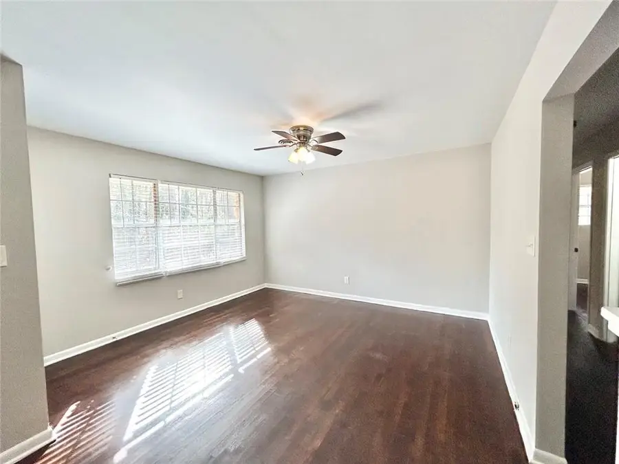 6496 Raymond Drive, Union City, GA 30291 - Image #2