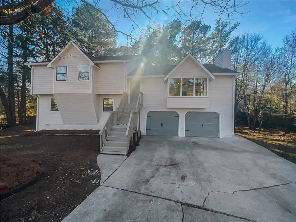 21 Wayne Drive Sw, Cartersville, GA 30120 - Image #1