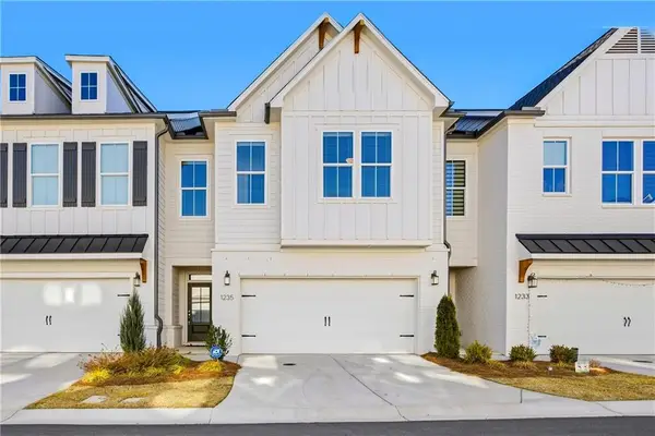 1235 Weatherway Lane, Cumming, GA 30041