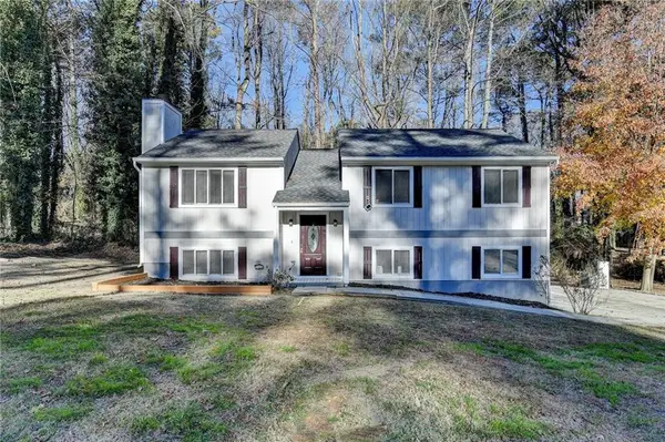 3357 Oak Drive, Snellville, GA 30078