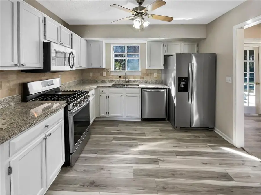 2050 Surrey Trail, Atlanta, GA 30349 - Image #2