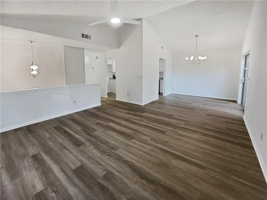 587 Tarragon Way Sw, Atlanta, GA 30331 - Image #3