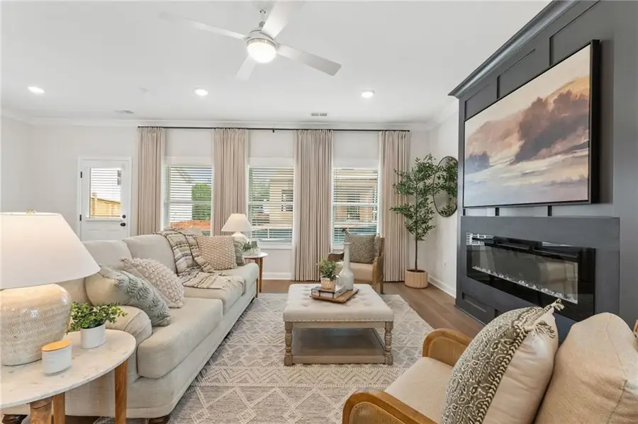 340 Marigold Lane, Woodstock, GA 30188 - Image #2