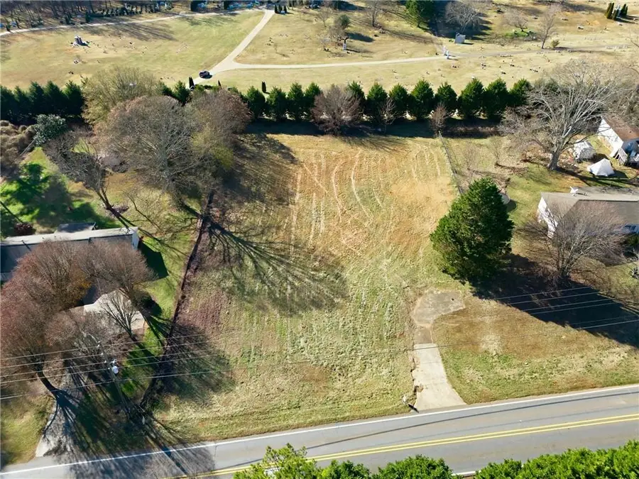 10587 E Cherokee Drive, Canton, GA 30115 - Image #2