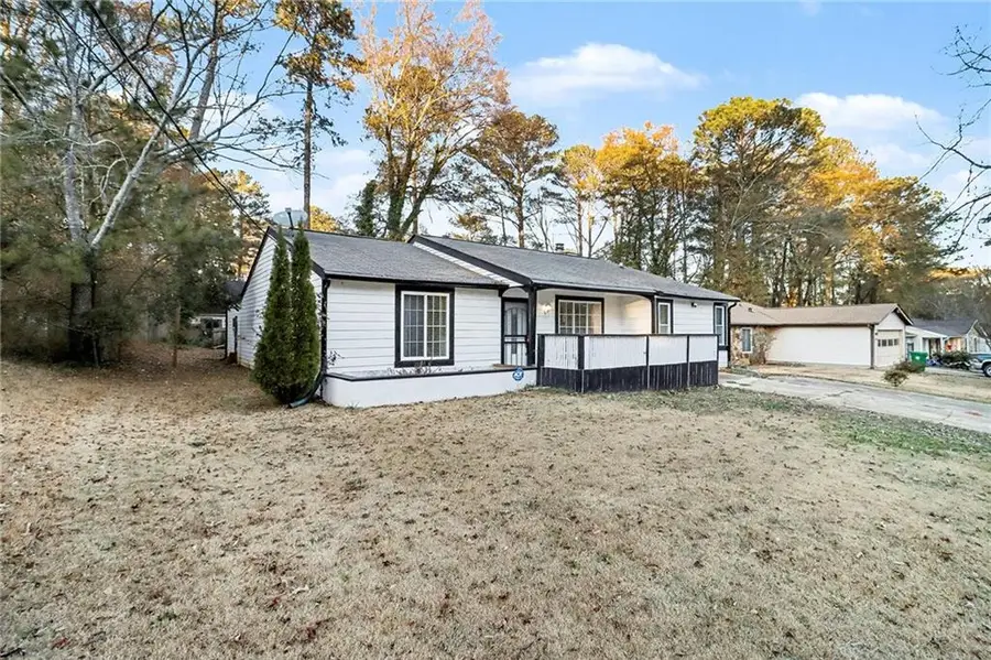 4734 White Oak Trail, Stone Mountain, GA 30088 - Image #3