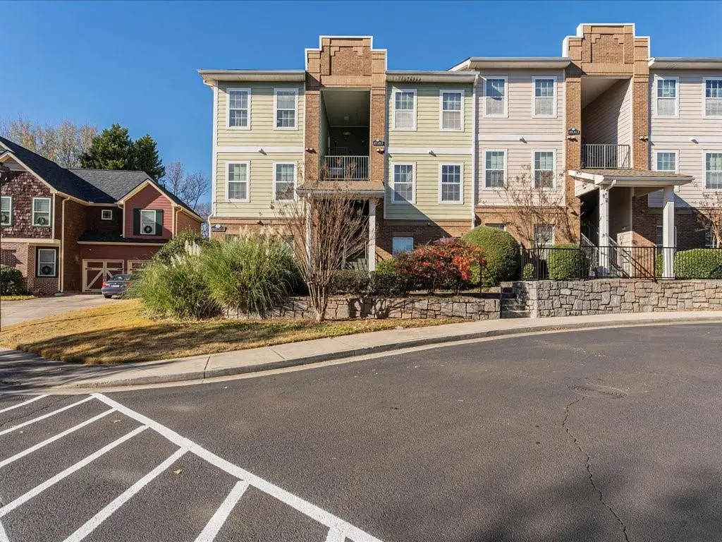 1752 Pryor Road Sw #105, Atlanta, GA 30315 - Image #1