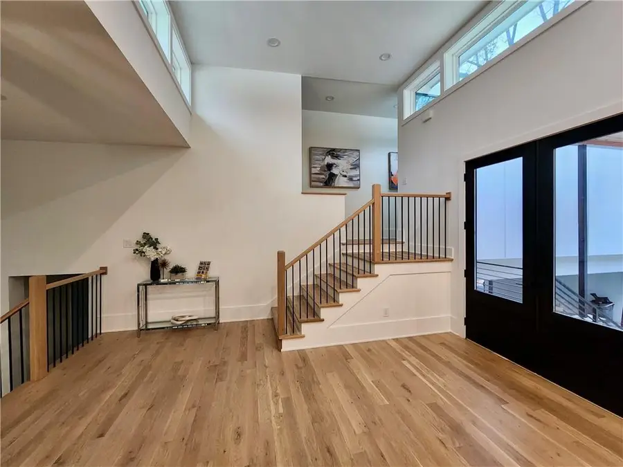 3134 W Roxboro Road Ne, Atlanta, GA 30324 - Image #3