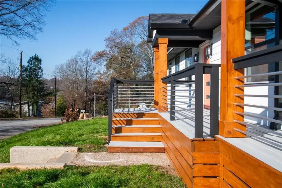 968 Bruce Circle Se, Atlanta, GA 30316 - Image #2