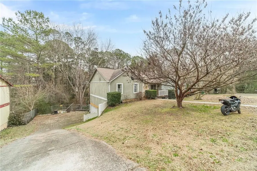 2644 Laurel View Drive, Snellville, GA 30039 - Image #3