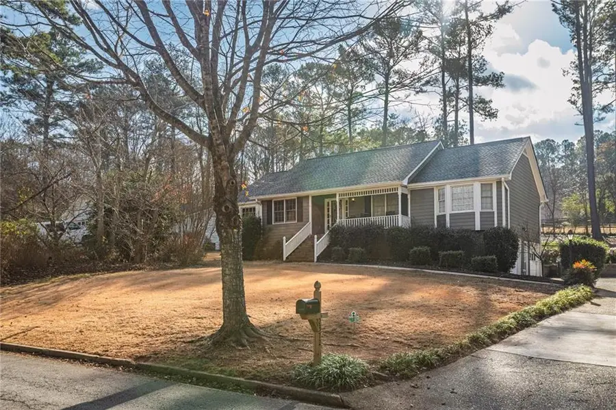 2372 Autumn Leaf Court, Lawrenceville, GA 30044 - Image #2