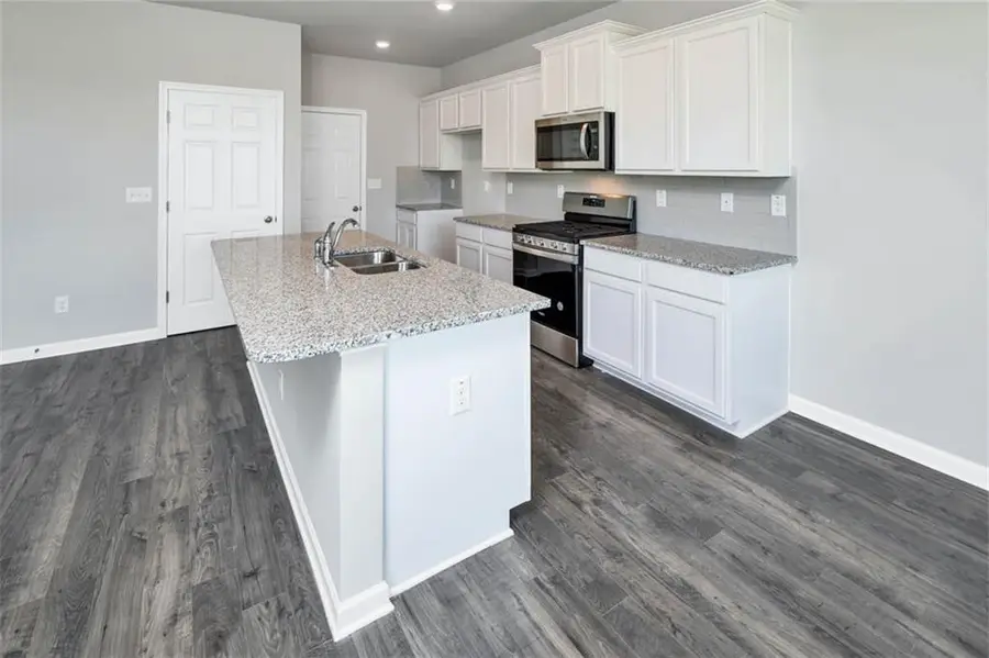 205 Lauritsen Way, Newnan, GA 30265 - #3