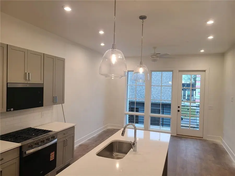 924 Hughley Circle #83, Atlanta, GA 30316 - Image #2