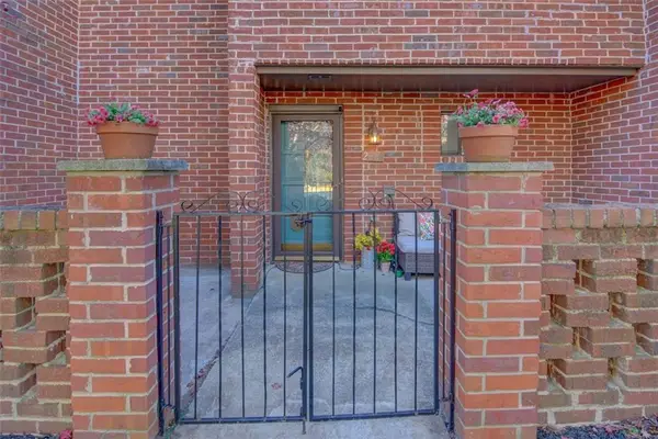 2260 Pernoshal Court, Dunwoody, GA 30338