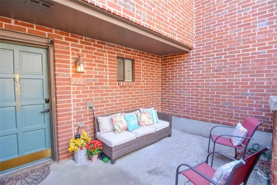 2260 Pernoshal Court, Dunwoody, GA 30338 - Image #2