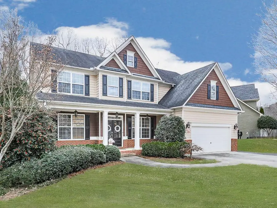 597 Lincolnwood Lane, Acworth, GA 30101 - Image #2