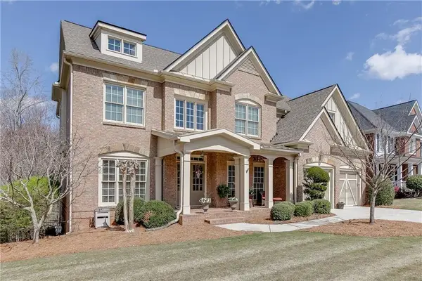 5712 Ashleigh Walk Drive, Suwanee, GA 30024