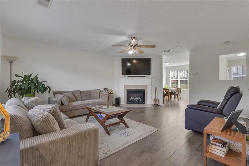 127 Chastain Circle, Newnan, GA 30263 - #1