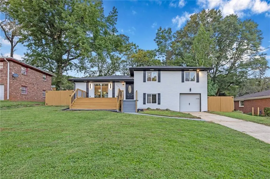 2377 Fontaine Circle, Decatur, GA 30032 - Image #1