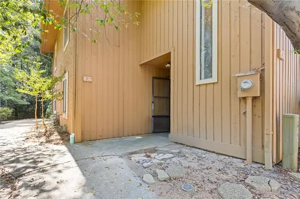 836 Lake Hollow Boulevard, Marietta, GA 30064