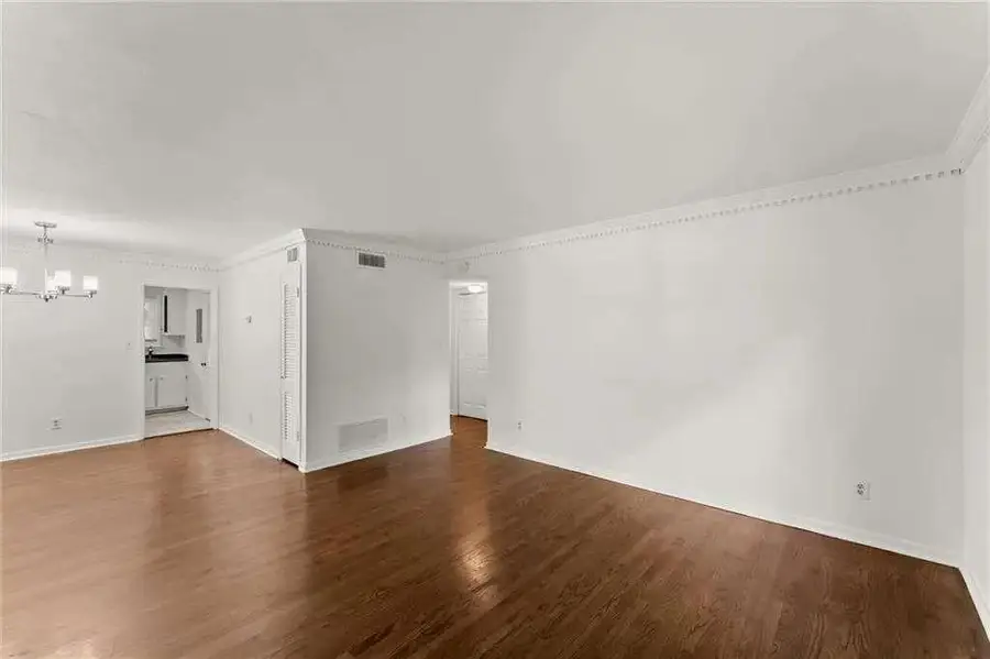 3510 Roswell Drive #N3, Atlanta, GA 30305 - Image #2