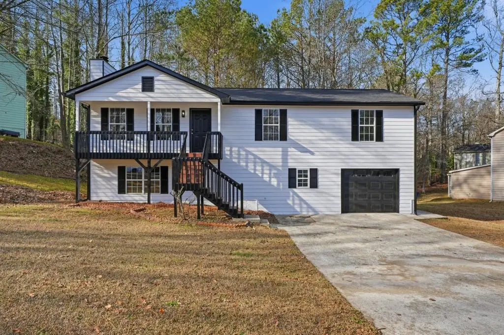 7385 Hunters Ridge Drive, Douglasville, GA 30134 - Image #1