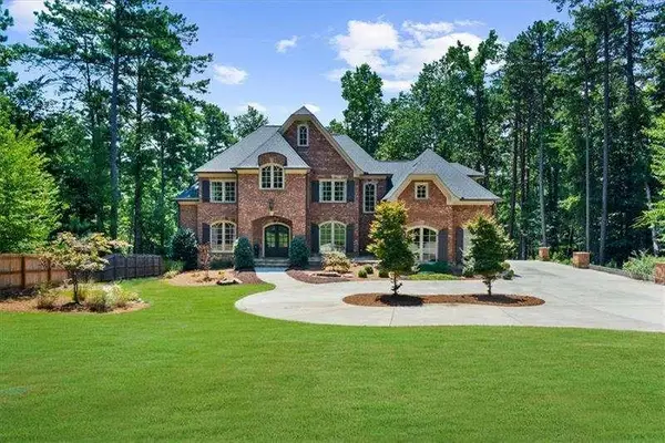 6806 Misty Cove, Flowery Branch, GA 30542