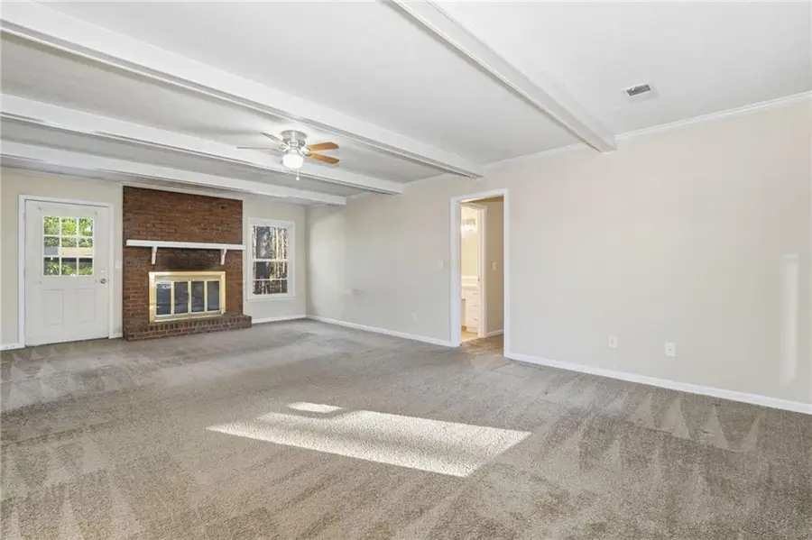 566 Sugar Valley Lane Se, Conyers, GA 30094 - Image #2