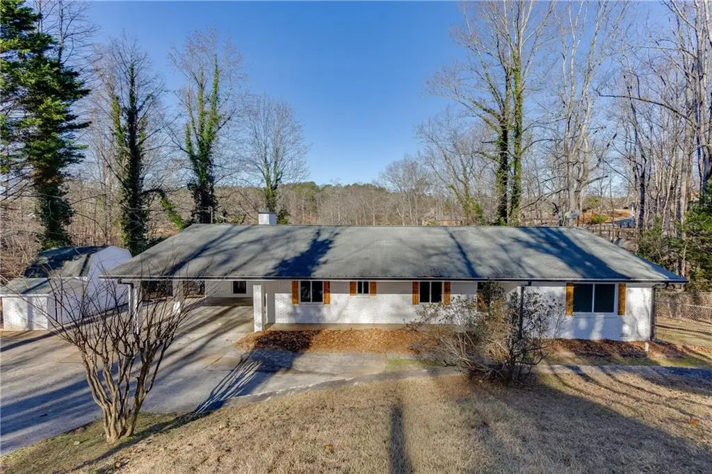 6095 Blackberry Lane, Buford, GA 30518 - Image #1