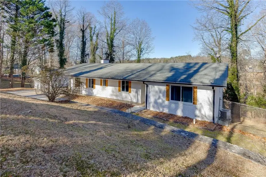 6095 Blackberry Lane, Buford, GA 30518 - Image #3