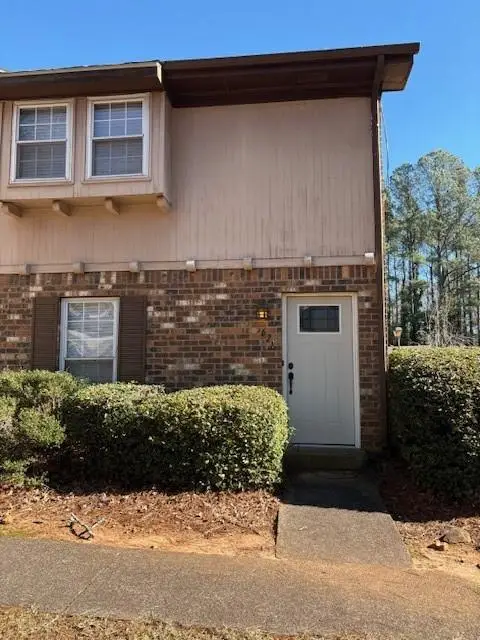 621 Garden Walk Drive, Stone Mountain, GA 30083