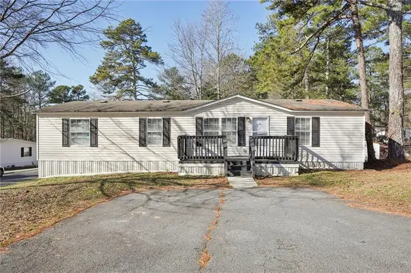 31 Pine Burr Drive, Kennesaw, GA 30152
