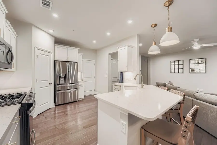 354 Watson Ave, Woodstock, GA 30189 - #2