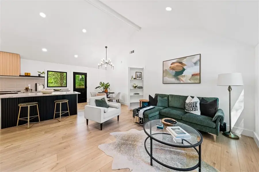 1675 Avon Avenue Sw, Atlanta, GA 30311 - Image #2