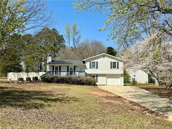 55 Clingstone Circle, Newnan, GA 30265