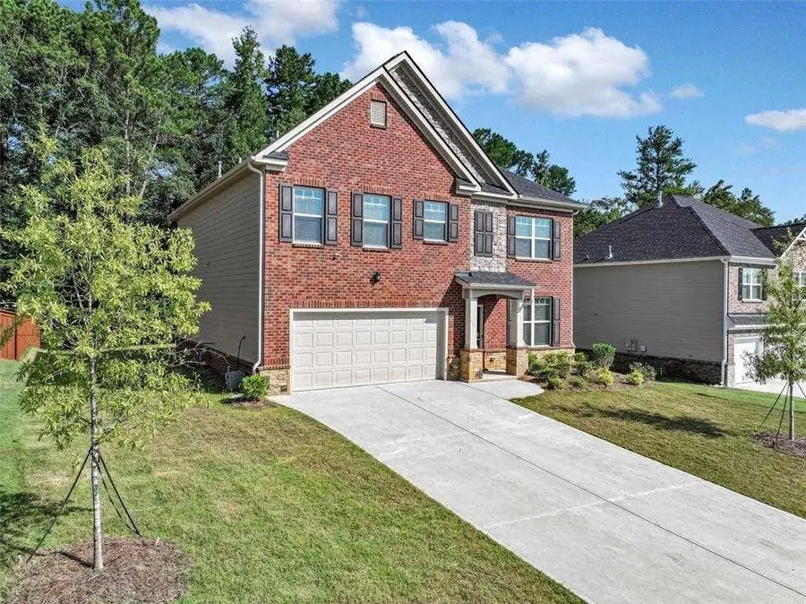 609 Blue Juniper Circle, Loganville, GA 30052 - Image #3