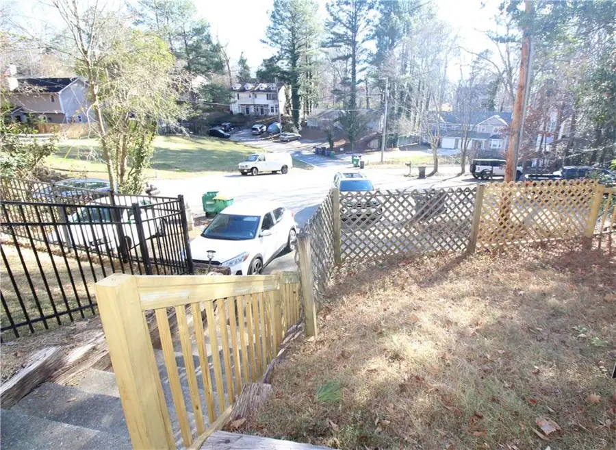 4438 Coopers Creek Drive Se, Smyrna, GA 30082 - Image #3