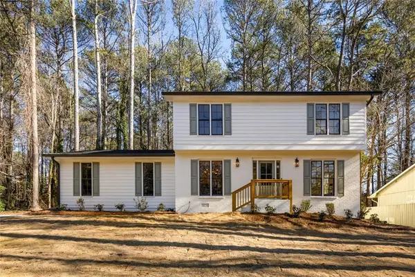1966 S Hidden Hills Parkway, Stone Mountain, GA 30088
