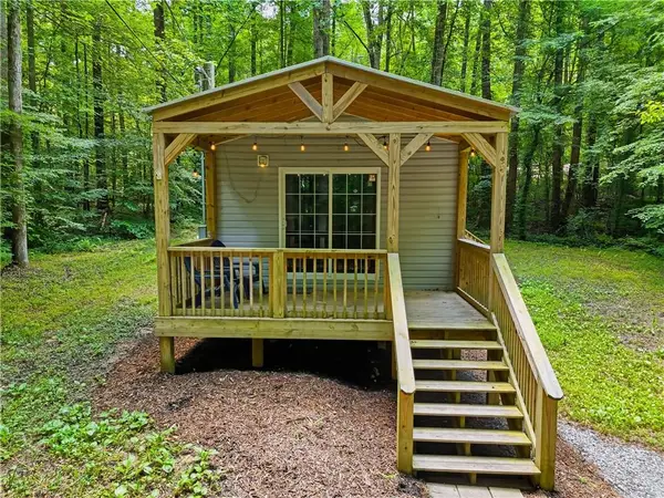 414 Twin Mountain Lake Circle, Talking Rock, GA 30175